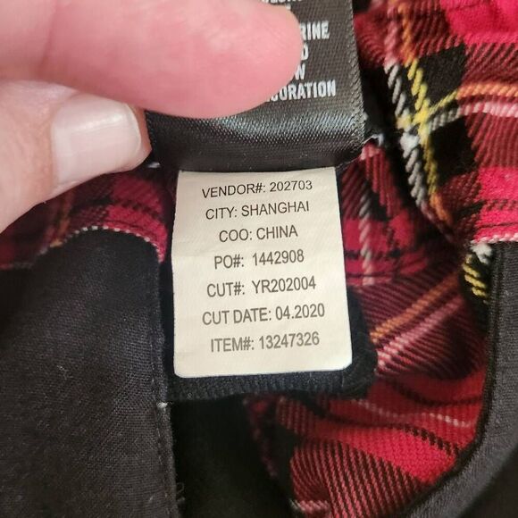 Hot Topic Red Plaid and Black Split Pants Small (5108) - Picture 5 of 5